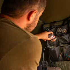 Fox - Bivvy Organiser -Predator shop 7 7