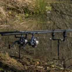 Solar Tackle - Black-Lite Captive Adjustable Buzz Bar 2 Rod -Predator shop 7dz 5zra 1