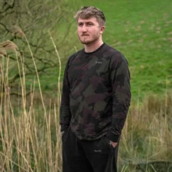 Avid - Distortion Camo Lite T-Shirt Long Sleeve 14 Avid - Distortion Camo Lite T-Shirt Long Sleeve -Predator shop a0620161 66 6