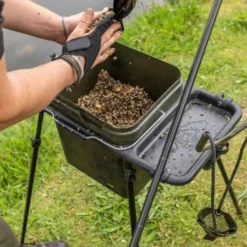 Avid - Bait Station Kit 7 Avid - Bait Station Kit -Predator shop avid bait station kit 3