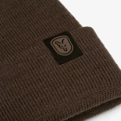Fox - Beanie -Predator shop fox beanie hat wren logo detail 1