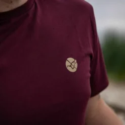 Korda - LE Split Tee Burgundy -Predator shop korda le split tee burgundy 3