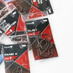 Nash Tackle Nash - Pinpoint Fang X Barbed Hooks 5 Nash Tackle Nash - Pinpoint Fang X Barbed Hooks -Predator shop new hook range 41 of 41 3