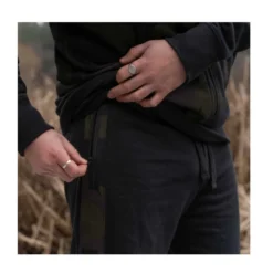 Avid - Distortion Onesie -Predator shop onsie7