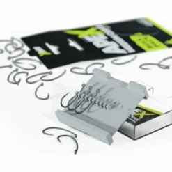 Ridgemonkey - Ape-X Medium Curve Barbed - Bulk Pack -Predator shop ridgemonkey ape x medium curved barbed bulk hooks 6